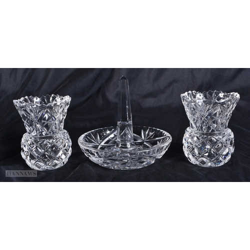 4125 - A CUT GLASS DRESSING TABLE SET. Largest 30 cm wide. (qty)