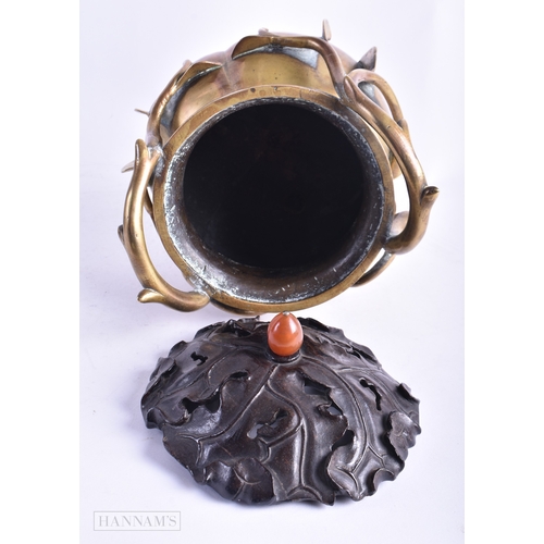 129 - A RARE 18TH/19TH CENTURY CHINESE BRONZE CENSER AND COVER bearing Xuande marks to base, with agate an... 