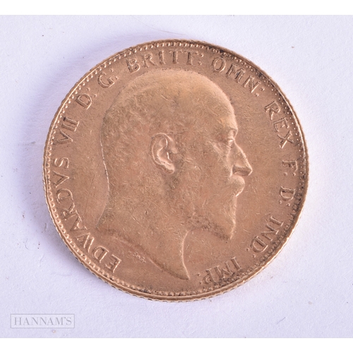 155 - A 1910 GOLD SOVEREIGN. 8 grams. 2.25 cm diameter.