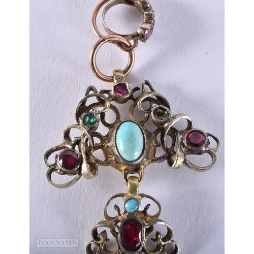 191 - A 19TH CENTURY CONTINENTAL GARNET TURQUOISE AND EMERALD PENDANT mounted in yellow metal. 6.4 grams. ... 