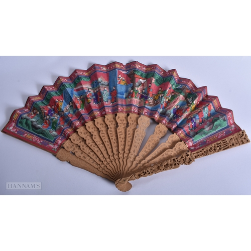 215 - A 19TH CENTURY CHINESE CARVED SANDALWOOD FAN Qing. 50 cm wide extended.