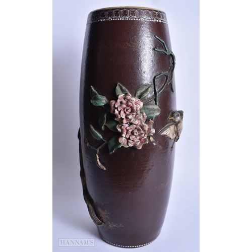 233 - A LOVELY LARGE 19TH CENTURY JAPANESE MEIJI PERIOD VASE by Makuzu Kozan. 44 cm x 15 cm.