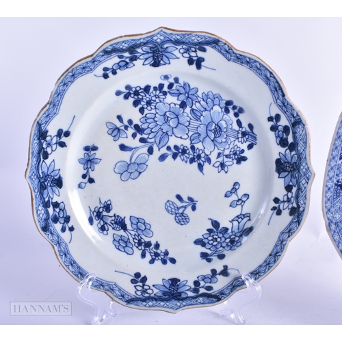 37 - TWO 18TH CENTURY CHINESE BLUE AND WHITE PORCELAIN PLATES Qianlong. 23.5 cm wide. (2)