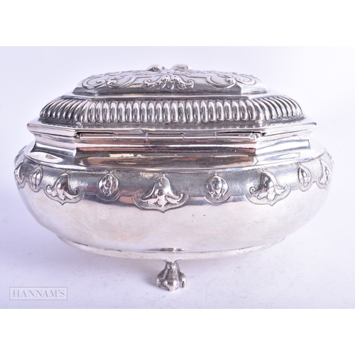 44 - AN ANTIQUE CONTINENTAL SILVER TEA CADDY. 251 grams. 14.25 cm x 8.5 cm.