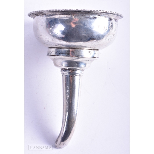 51 - AN EARLY 18TH CENTURY ENGLISH SILVER WINE FUNNEL. London 1731. 51.7 grams. 11 cm high.