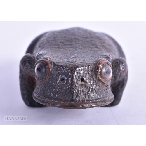 63 - A RARE 18TH/19TH CENTURY FRENCH CARVED WOOD SNUFF BOX formed as a recumbent toad with abalone shell ... 