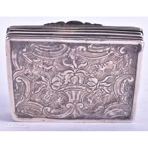 91 - AN ANTIQUE CONTINENTAL SILVER SNUFF BOX. 51.4 grams. 6.5 cm x 5 cm.