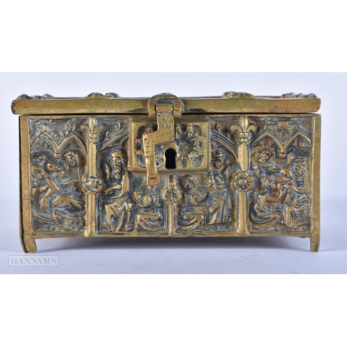 178 - AN ANTIQUE CONTINENTAL BRONZE RELIGIOUS CASKET. 15 cm x 8 cm.