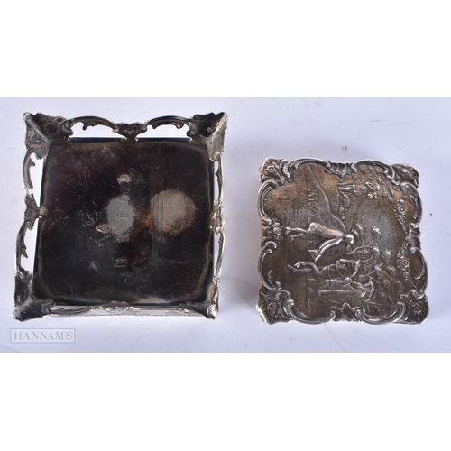 193 - AN ANTIQUE DUTCH SILVER REPOUSSE BOX. 120 grams. 6.5 cm square.