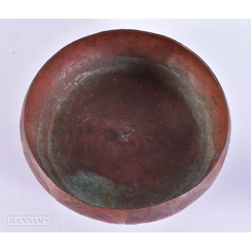 371 - AN UNUSUAL EARLY 20TH CENTURY ARTS AND CRAFTS BRONZE BOWL incised with fruit and fruiting pods. 26 c... 