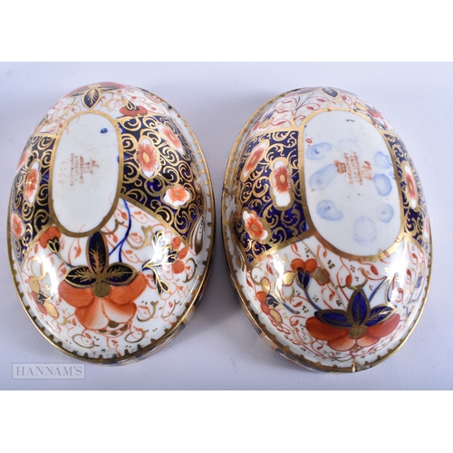 483 - TWO ANTIQUE DAVENPORT IMARI AND SILVER PLATED JARS. Largest 18 cm high. (2)