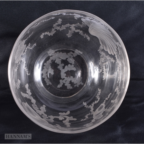 500 - A FINE ANTIQUE ENGRAVED GLASS BOWL. 9.5 cm diameter.