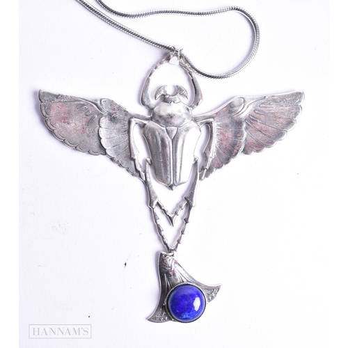 1652 - A SILVER AND LAPIS SCARAB NECKLACE. 42 grams. Chain 46 cm long, pendant 9 cm x 8.75 cm.