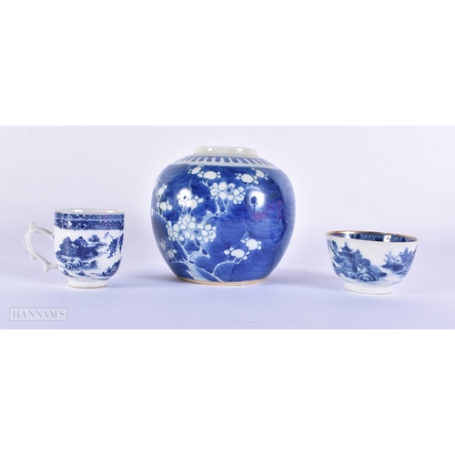 2017 - A 19TH CENTURY CHINESE BLUE AND WHITE GINGER JAR Late Qing, together with Qianlong teawares. Largest... 