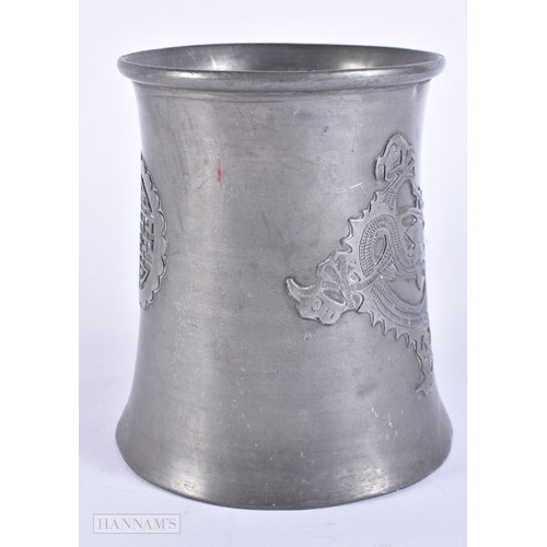 2065 - A LATE 19TH CENTURY CHINESE PEWTER DRAGON MUG Late Qing. 13 cm x 13 cm.