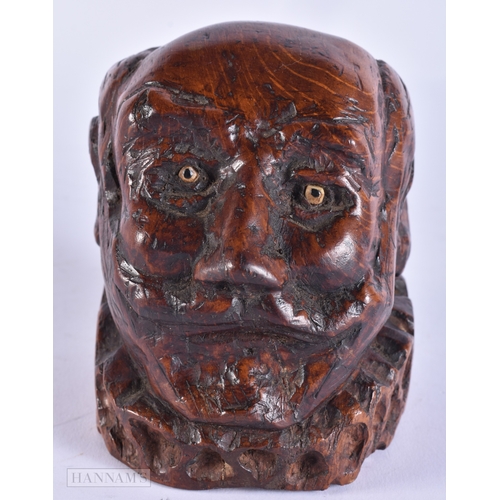 113 - A CHARMING 18TH CENTURY TREEN CARVED WOOD BUST OF A MALE possibly representing Shakespeare. 13 cm x ... 