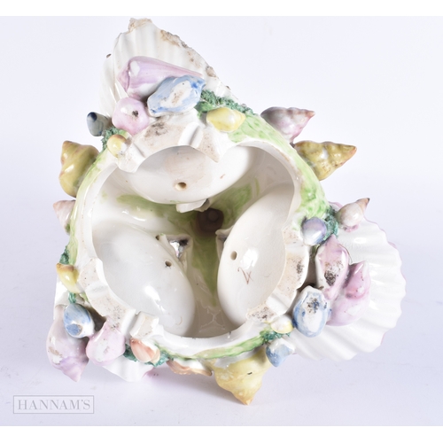 115 - A RARE 18TH CENTURY ENGLISH PORCELAIN SHELL SWEETMEAT DISH possibly Plymouth, modelled with numerous... 