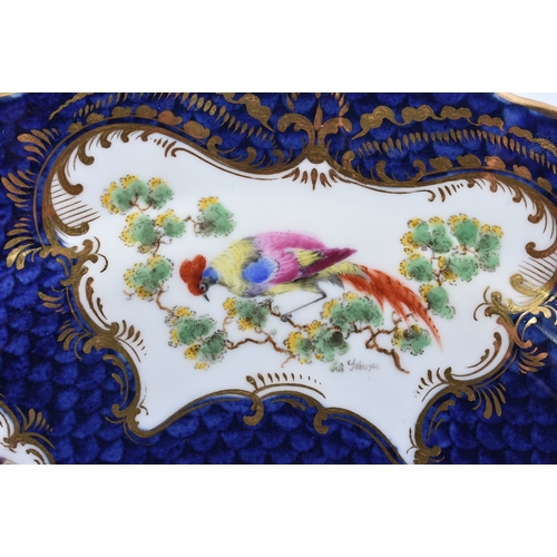 82 - ASSORTED ROYAL WORCESTER BLUE SCALE PORCELAIN together with a Samsons of Paris blue scale chocolate ... 