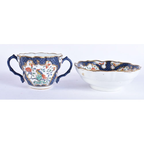 82 - ASSORTED ROYAL WORCESTER BLUE SCALE PORCELAIN together with a Samsons of Paris blue scale chocolate ... 