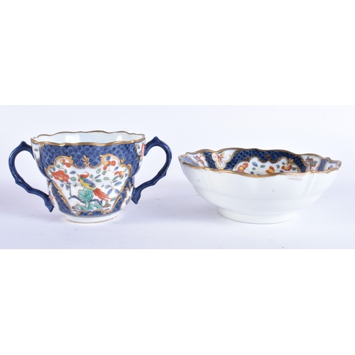 82 - ASSORTED ROYAL WORCESTER BLUE SCALE PORCELAIN together with a Samsons of Paris blue scale chocolate ... 