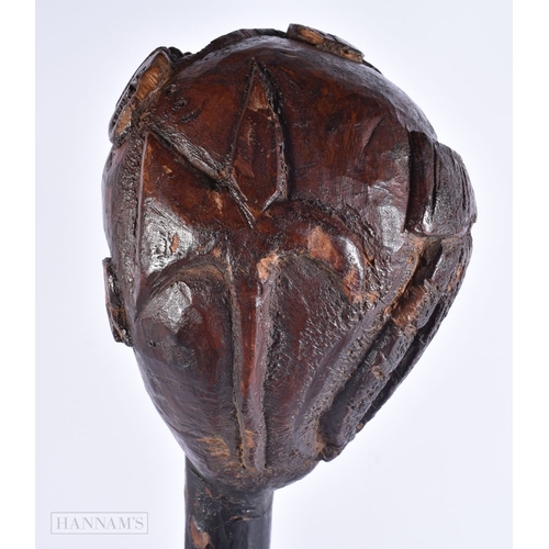153 - A RARE ANTIQUE IRISH IRELAND FOR EVER CARVED WOOD CLUB. 46 cm long.