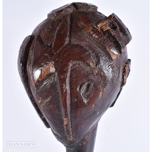 153 - A RARE ANTIQUE IRISH IRELAND FOR EVER CARVED WOOD CLUB. 46 cm long.