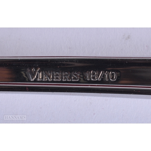 19 - Vintage Cutlery Set Viners 68 Piece w/ Canteen. (qty)