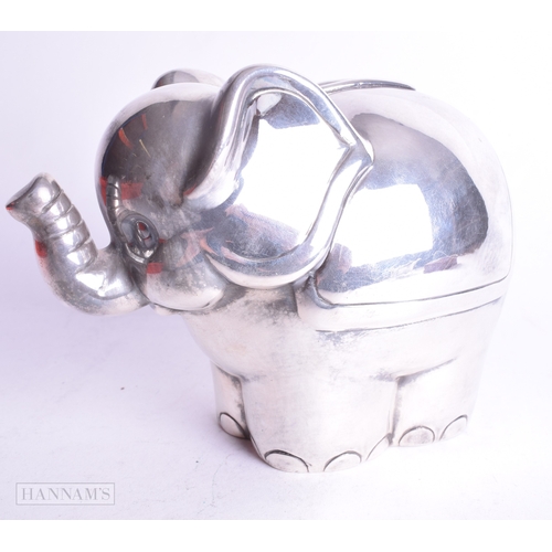 373 - AN UNUSUAL NOVELTY SOLID SILVER ELEPHANT MONEY BOX. Silver 292.9 grams. 17.5 cm x 12.5 cm.