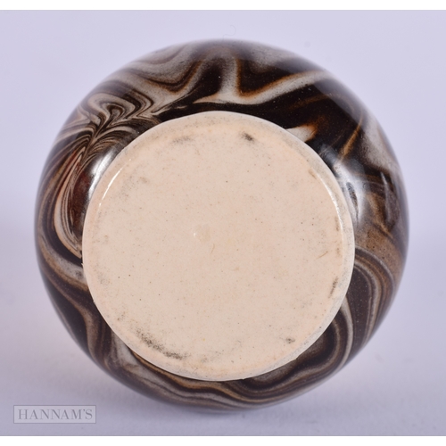 389 - AN EARLY 19TH CENTURY CREAMWARE PEPPER POT. 64.4 grams. 6 cm x 4.5 cm.