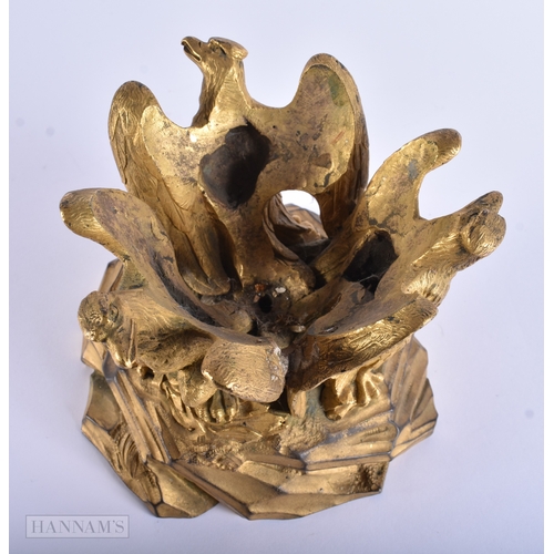 39 - AN UNUSUAL EARLY 19TH CENTURY GILT BRONZE EAGLE STAND supported a marble stone spherical ball. 14 cm... 