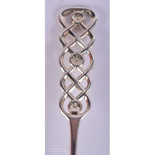 391 - AN ART DECO DANISH DAVID ANDERSEN SILVER SPOON. 50 grams. 18 cm long.