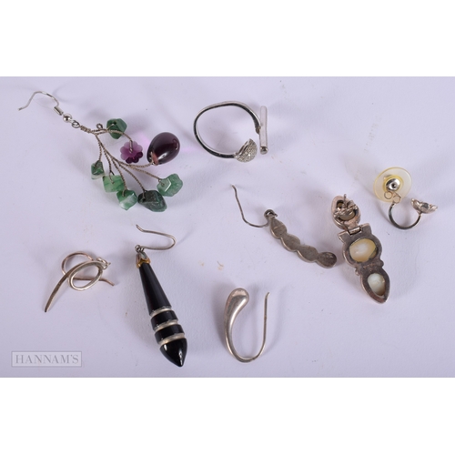 401 - JEWELLERY etc. 73 grams. (qty)