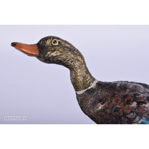 420 - AN ART DECO COLD PAINTED BRONZE DUCK ONYX ASHTRAY. 14 cm wide.