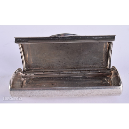 438 - AN ANTIQUE RUSSIAN SILVER BOX. 106 grams. 8.75 cm x 5 cm.