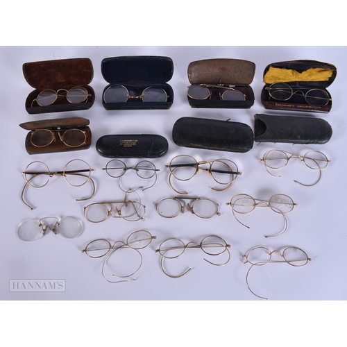 102 - Spectacles & Eyewear Antique / Vintage Inc Pince-Nez, Plated Job lot. (qty)