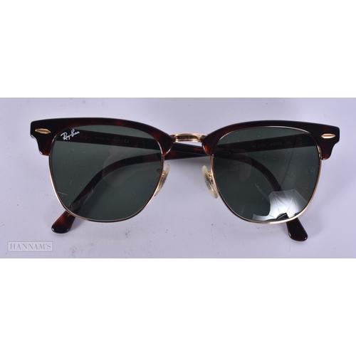 111 - Ray Bans Designer Sunglasses In Cases. (5)