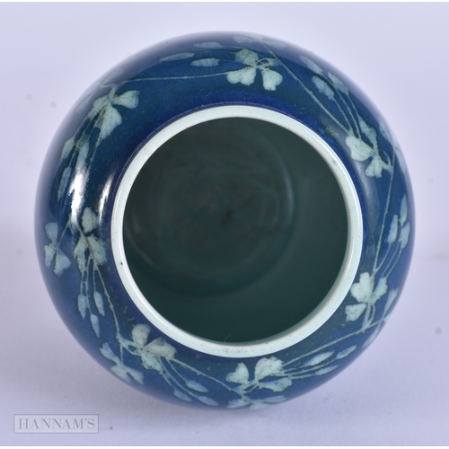 15 - A SMALL RUSKIN PORCELAIN VASE. 9.5 cm high.