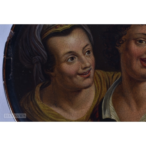 36 - A FINE 19TH CENTURY CONTINENTAL PAINTED PAPIER MACHE SNUFF BOX Attributed to Stobwasser. 10 cm diame... 