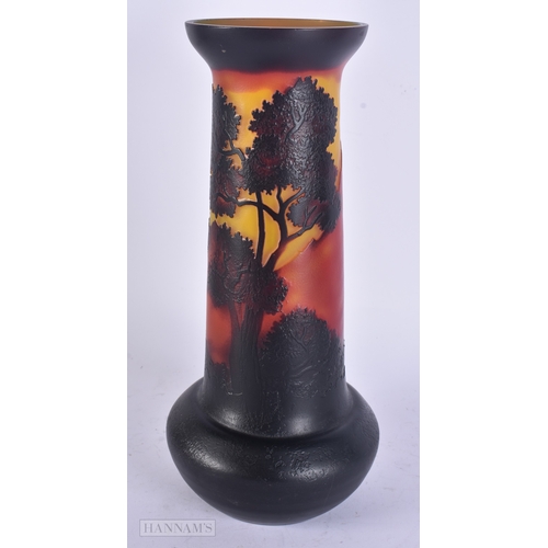 58 - A LARGE CONTINENTAL CAMEO GLASS LANDSCAPE VASE. 31 cm high.