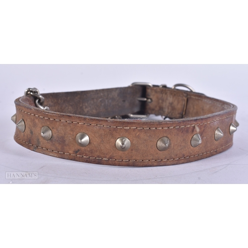 66 - A VINTAGE LEATHER BRUTALIST STUDWORK DOG COLLAR. 42 cm long.