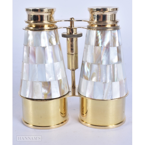 70 - A PAIR OF OVERSIZED MOTHER OF PEARL OPERA GLASSES. 14 cm x 10 cm extended.