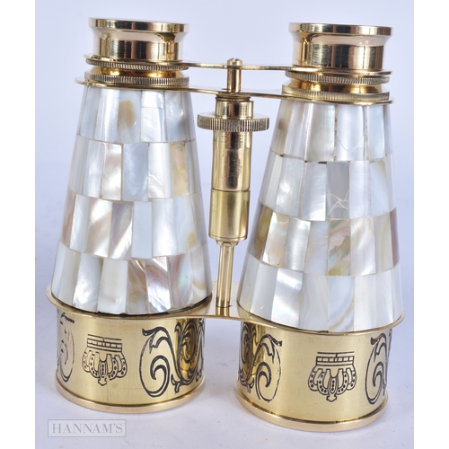 79 - A PAIR OF OVERSIZED MOTHER OF PEARL OPERA GLASSES. 14 cm x 10 cm extended.