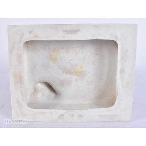 80 - A RARE 19TH CENTURY FRENCH PARIAN WARE FIGURE OF NAPOLEON modelled seated. 24 cm x 15cm.