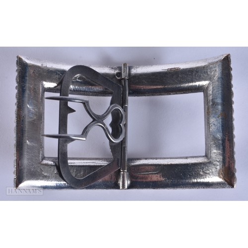 83 - A LOVELY EARLY 19TH CENTURY PASTE SET BELT BUCKLE within fitted leather case. 8.5 cm x 5.25 cm.