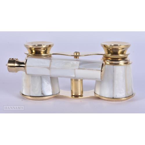 93 - A PAIR OF MOTHER OF PEARL OPERA GLASSES. 18cm extended.
