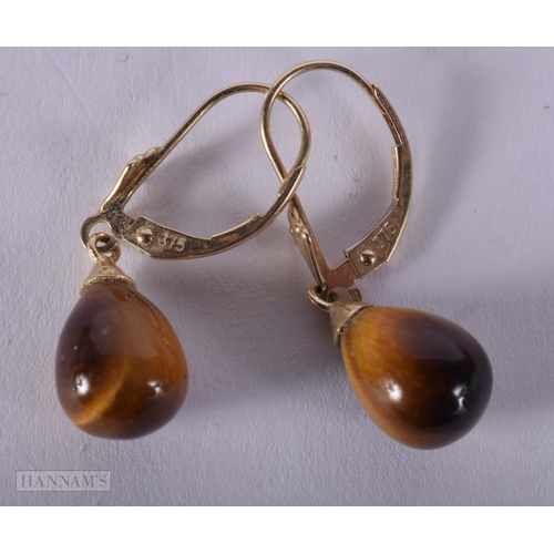 1135 - 9ct gold tigers eye bombe drop earrings.  2.8cm drop (2.5g)
