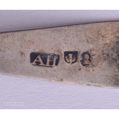1140 - Six Georgian Silver Teaspoons Hallmarks Edinburgh by Alexander Henderson.  13.7cm x 2.6 cm, total we... 