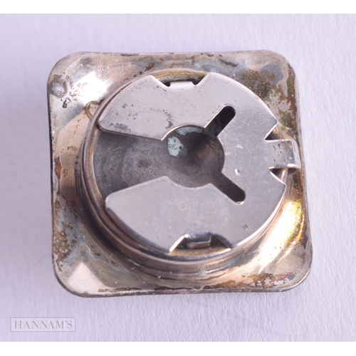 1147 - Five Button Covers with Gem Inset.  2.2 cm x 2.2 cm, total weight 28g (5)