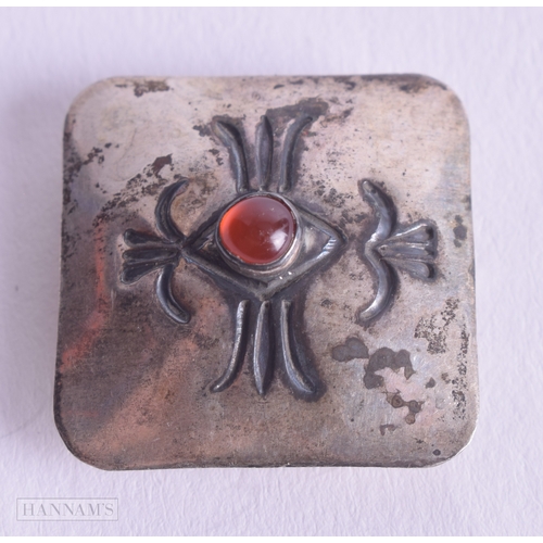 1147 - Five Button Covers with Gem Inset.  2.2 cm x 2.2 cm, total weight 28g (5)