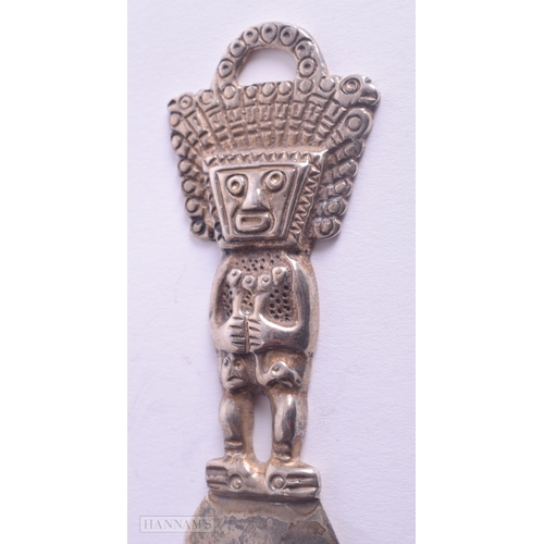 1159 - .925 sterling silver totem inspired bookmark 63g. 19cm long.